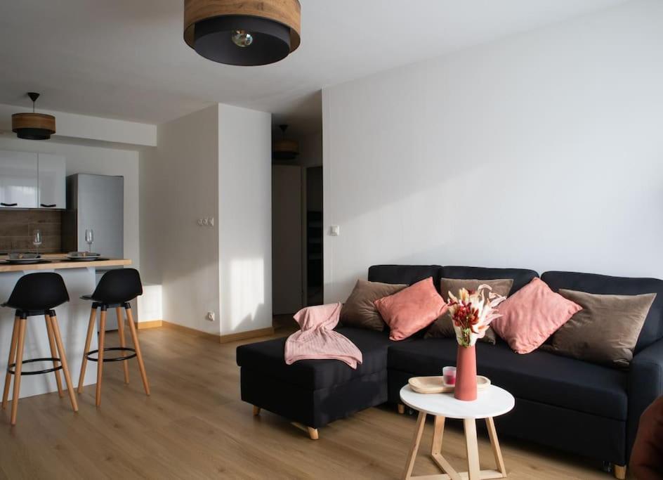 Luxury Apartment «Le Jurassien», Gex-Geneve Cessy Экстерьер фото